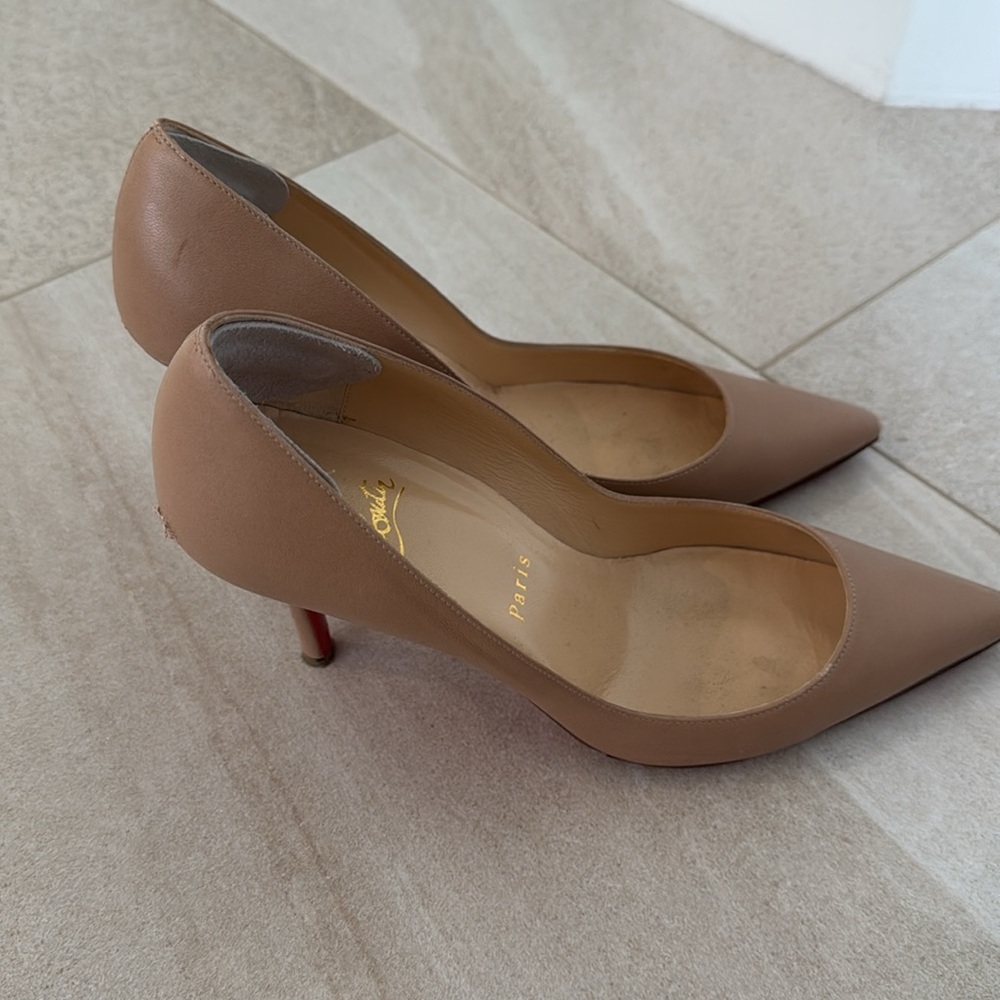 ❤️Christian Louboutin size 6.5 Nude Heels- offers welcomed!!!!!❤️ - Picture 9 of 15